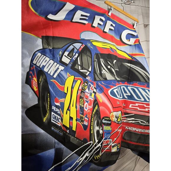 Jeff Gordon # 24 DUPONT DOUBLE SIDED 3ft x 5ft FLAG Banner NASCAR Racing 2006 - Picture 1 of 14